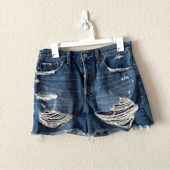 Abercrombie & Fitch High Rise 4” Distressed Jean Shorts Buttonfly Size 28/6 - Picture 1 of 6